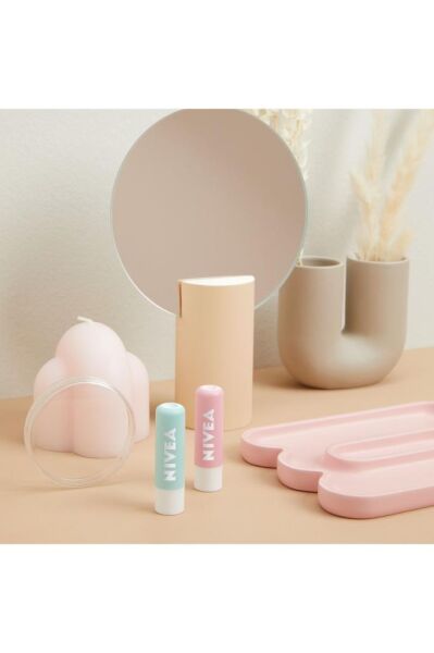 Nivea Dudak Peelingi Lipstick Kuşburnu Yağı