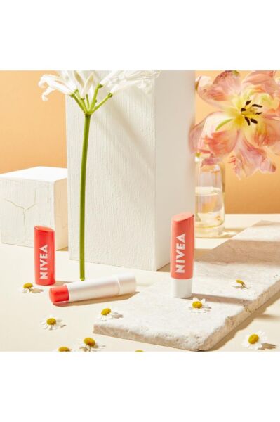 Nivea Lip Dudak Bakım Kremi - Şeftali
